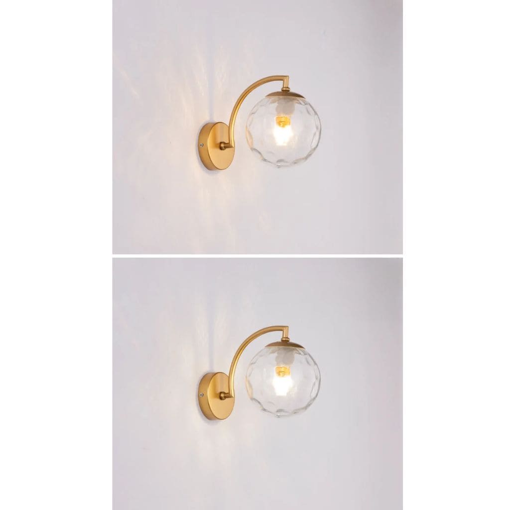 Discreet elegance wall light