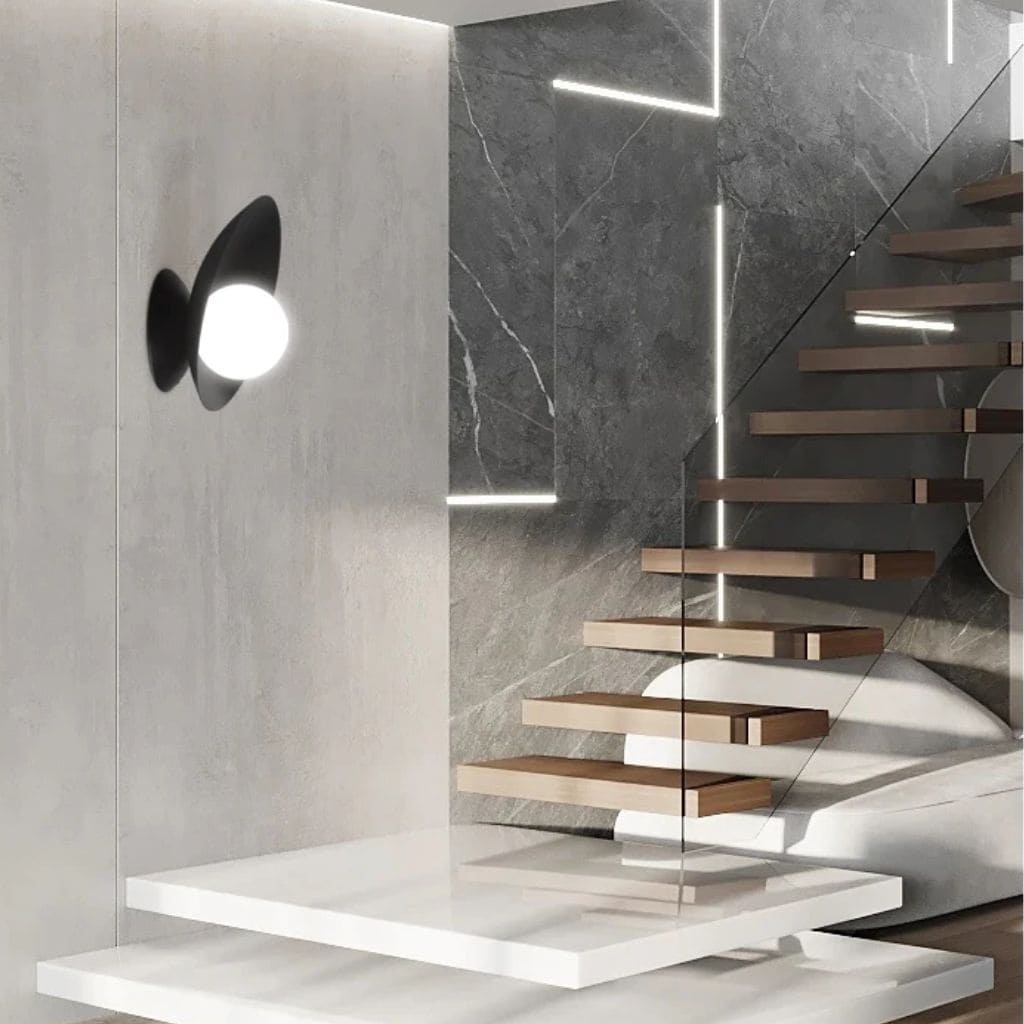 Modern and simple round wall light