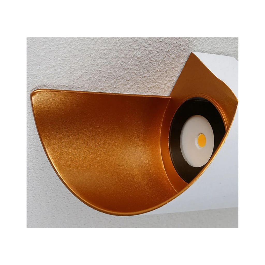 Aluminum spiral wall light