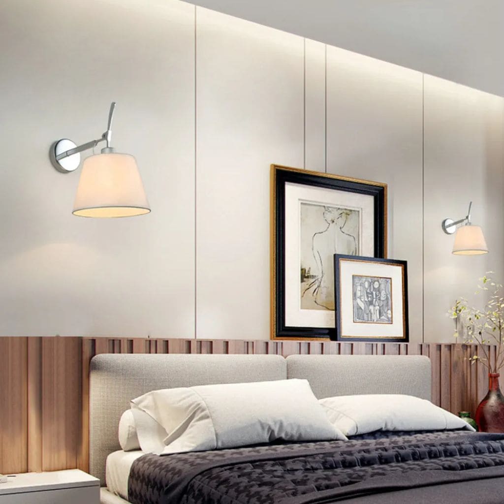 Tolomeo wall light