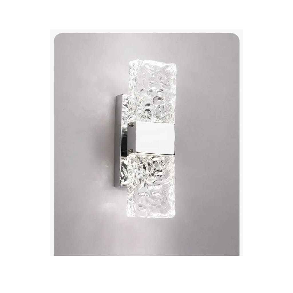 Luxury wall lamp in rectangular crystals