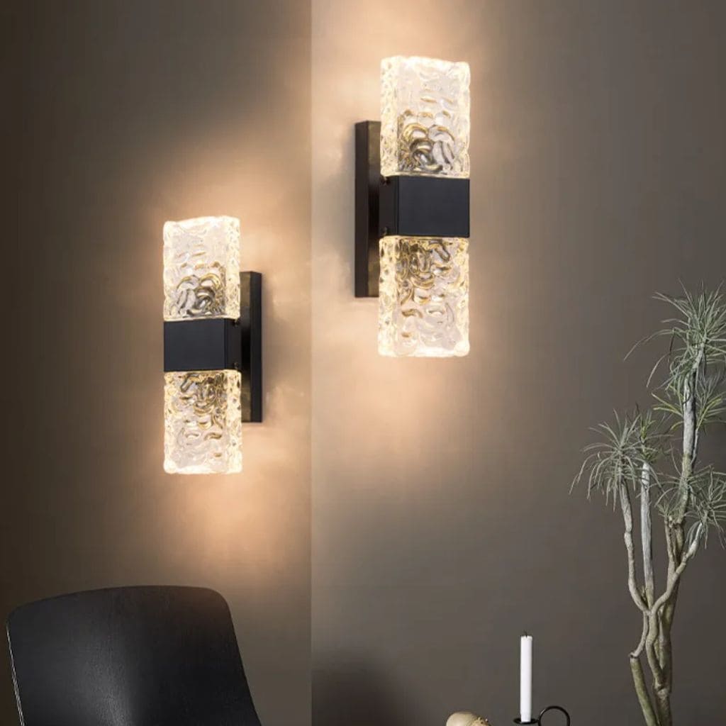 Luxury wall lamp in rectangular crystals
