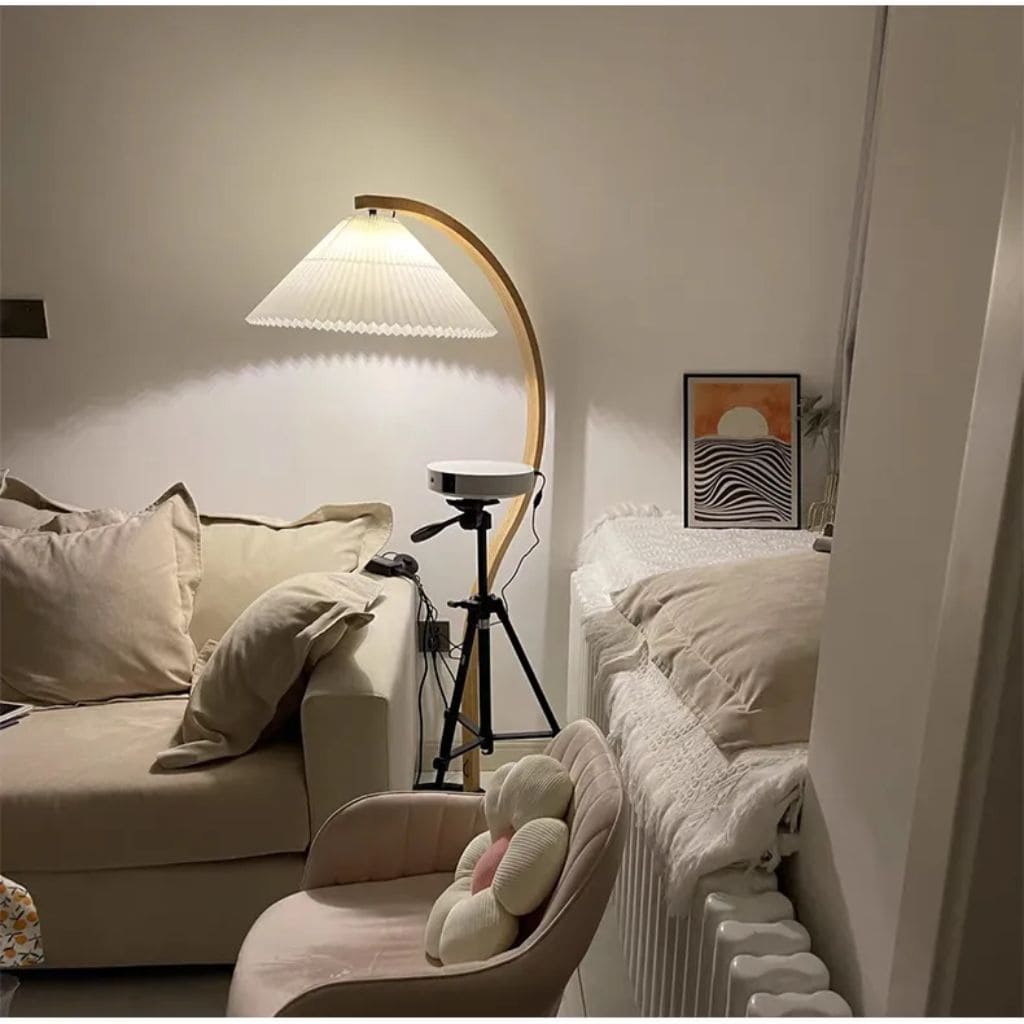 Solid wood lamp with LED lighting