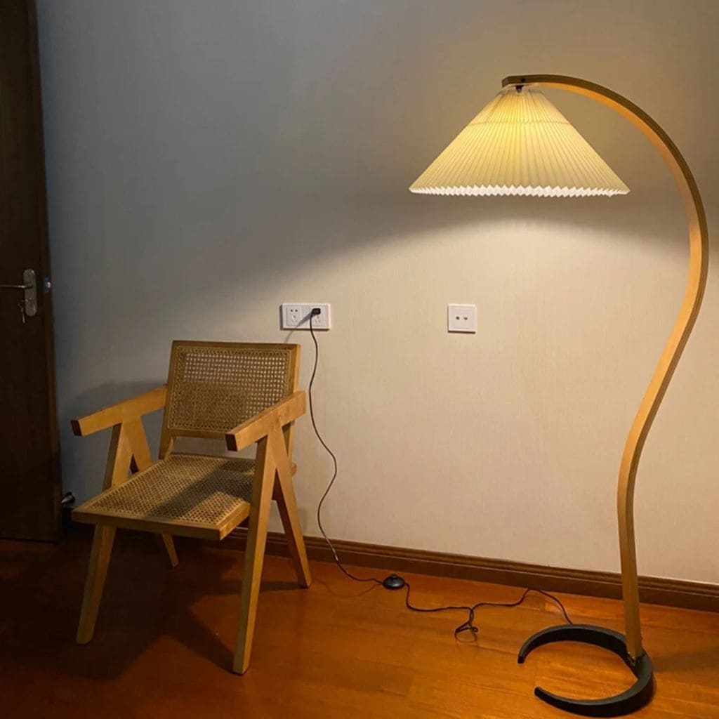 Solid wood lamp with LED lighting