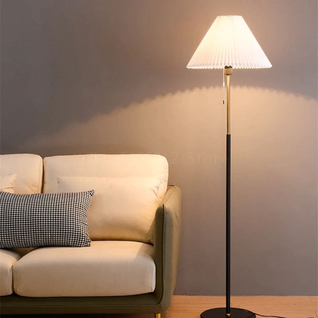Nordic floor lamp with foldable lampshade