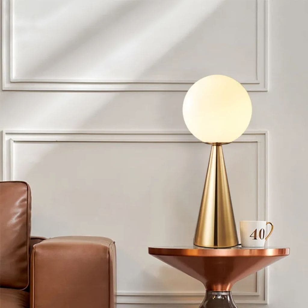 Postmodern Table Lamp in the shape of a cone