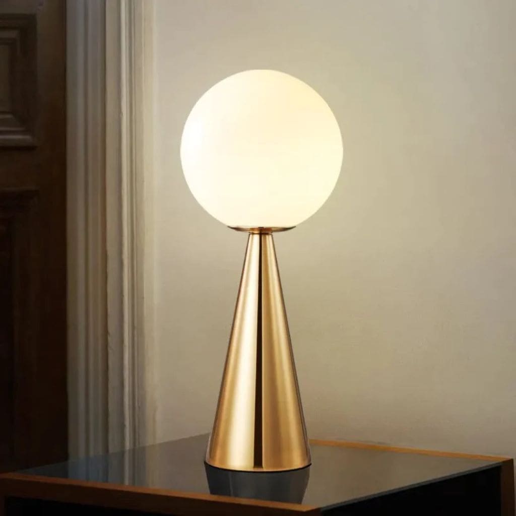 Postmodern Table Lamp in the shape of a cone