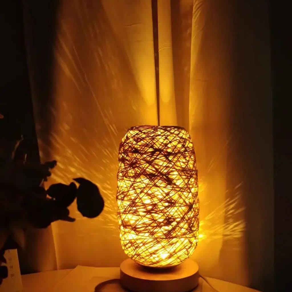 Nordic wooden table lamp