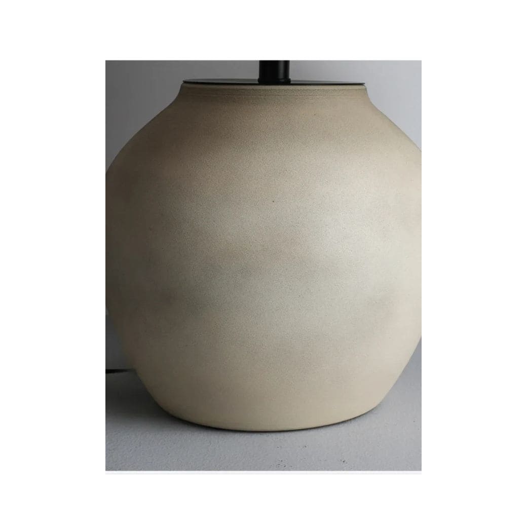 Nordic ceramic table lamp with fabric lampshade