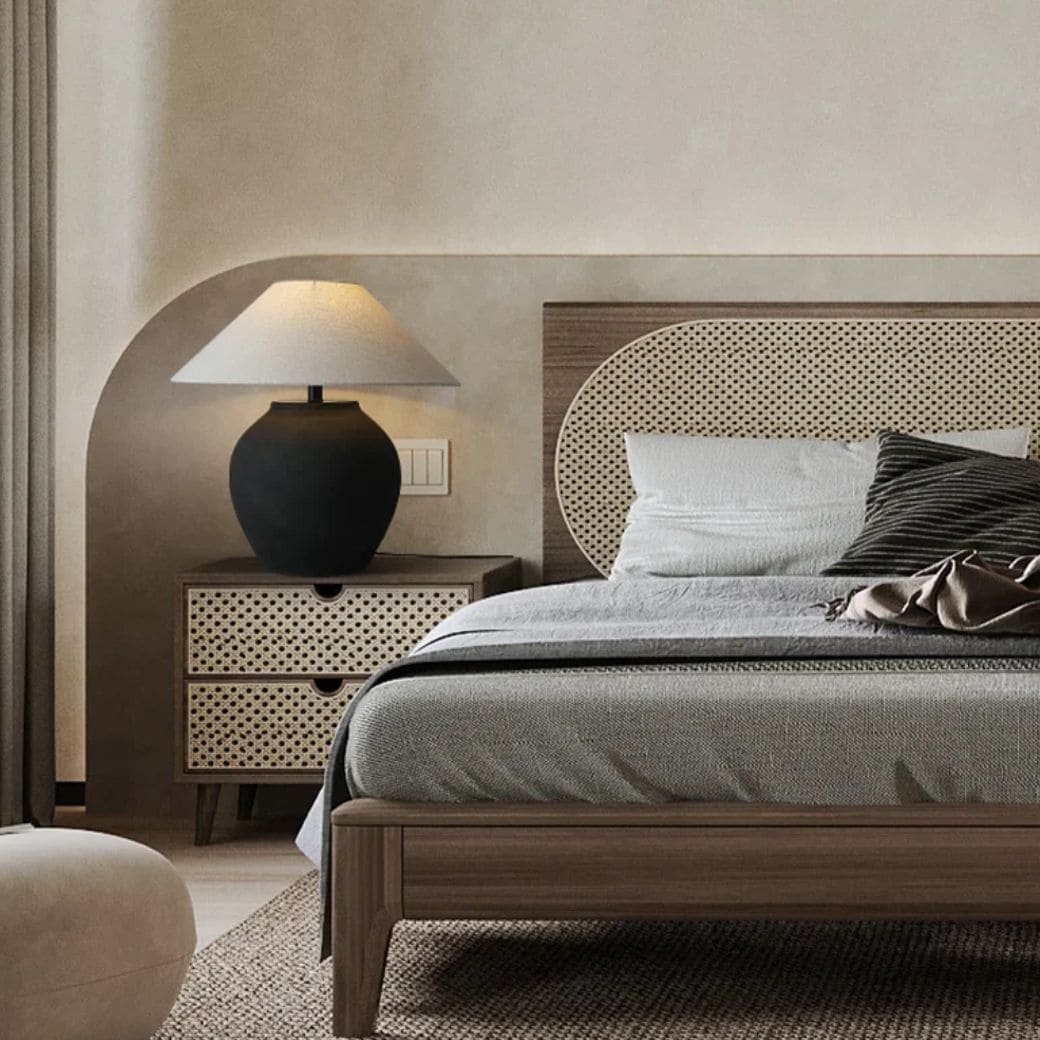 Nordic ceramic table lamp with fabric lampshade