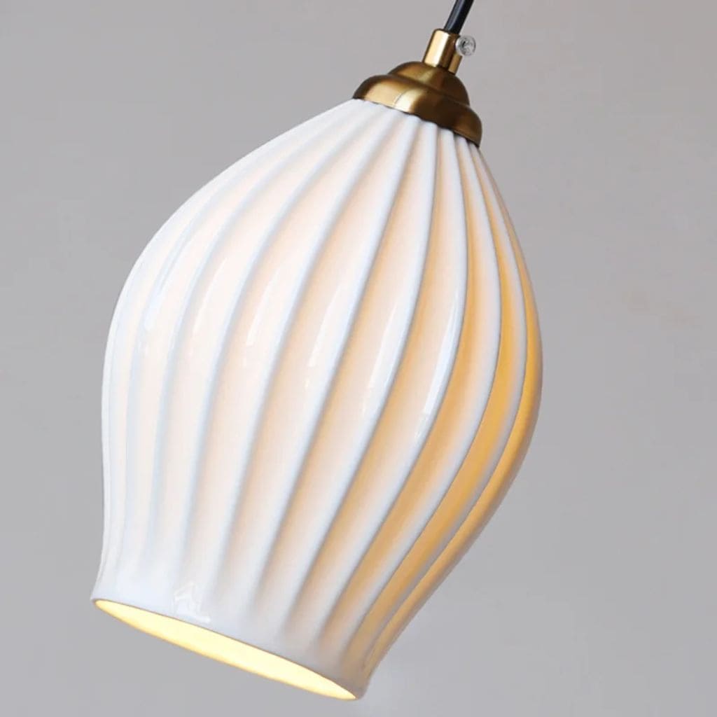 LED ceramic LED luminaire suspension with a post-modern northern design