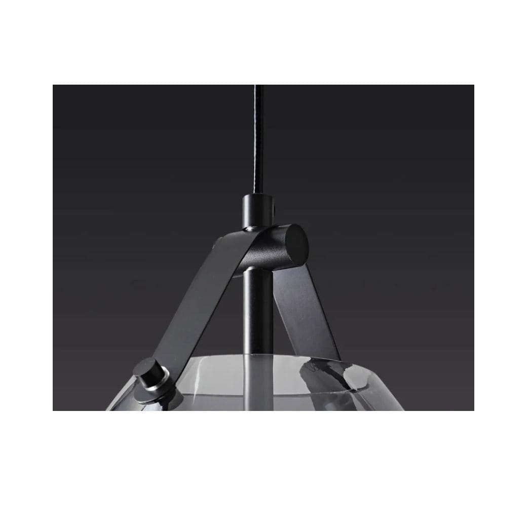 Italian minimalist suspension