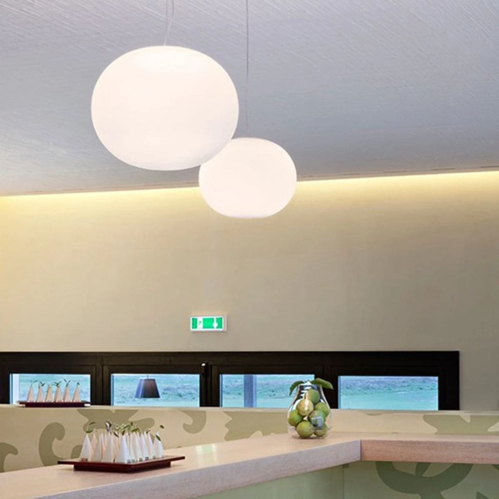 Nordic suspension in modern white glass